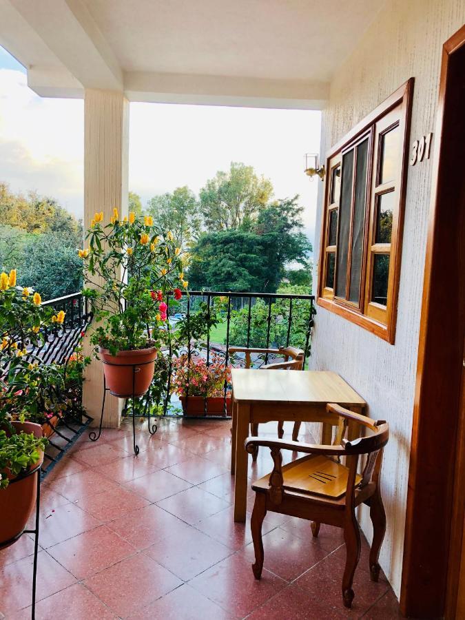 Posada De Los Volcanes Panajachel Ngoại thất bức ảnh
