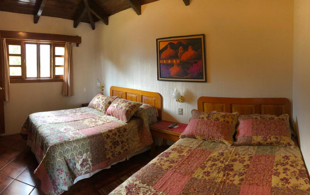 Posada De Los Volcanes Panajachel Ngoại thất bức ảnh